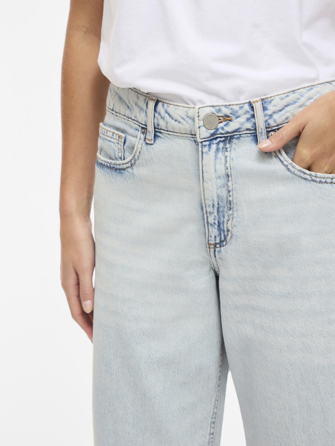 model_shot-detail